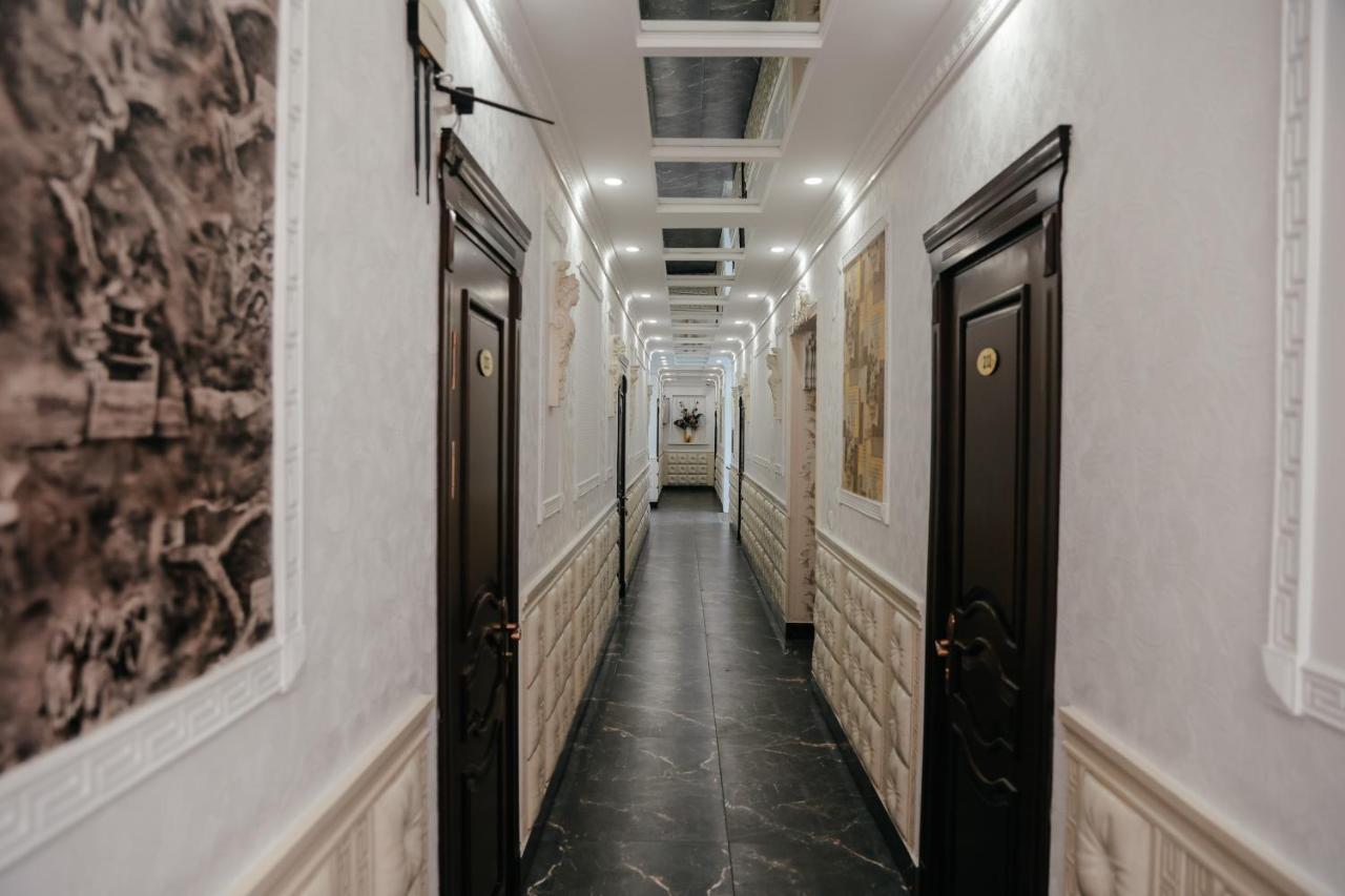 Grand Hotel Biškek Exteriér fotografie